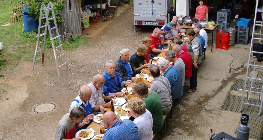 Stärkung am Mittag mit Gulasch