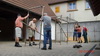 Zunächst wird ein Gerüst aufgestellt (thumbnail)