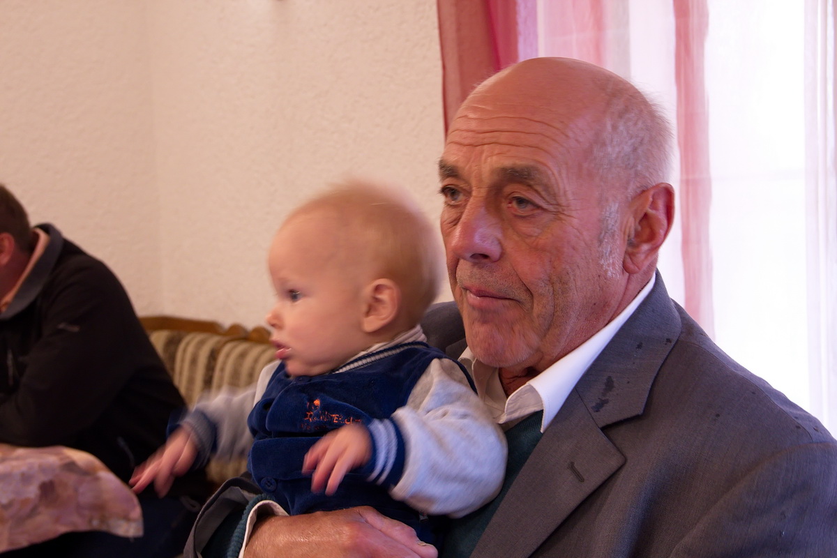 Klaus mit Enkele