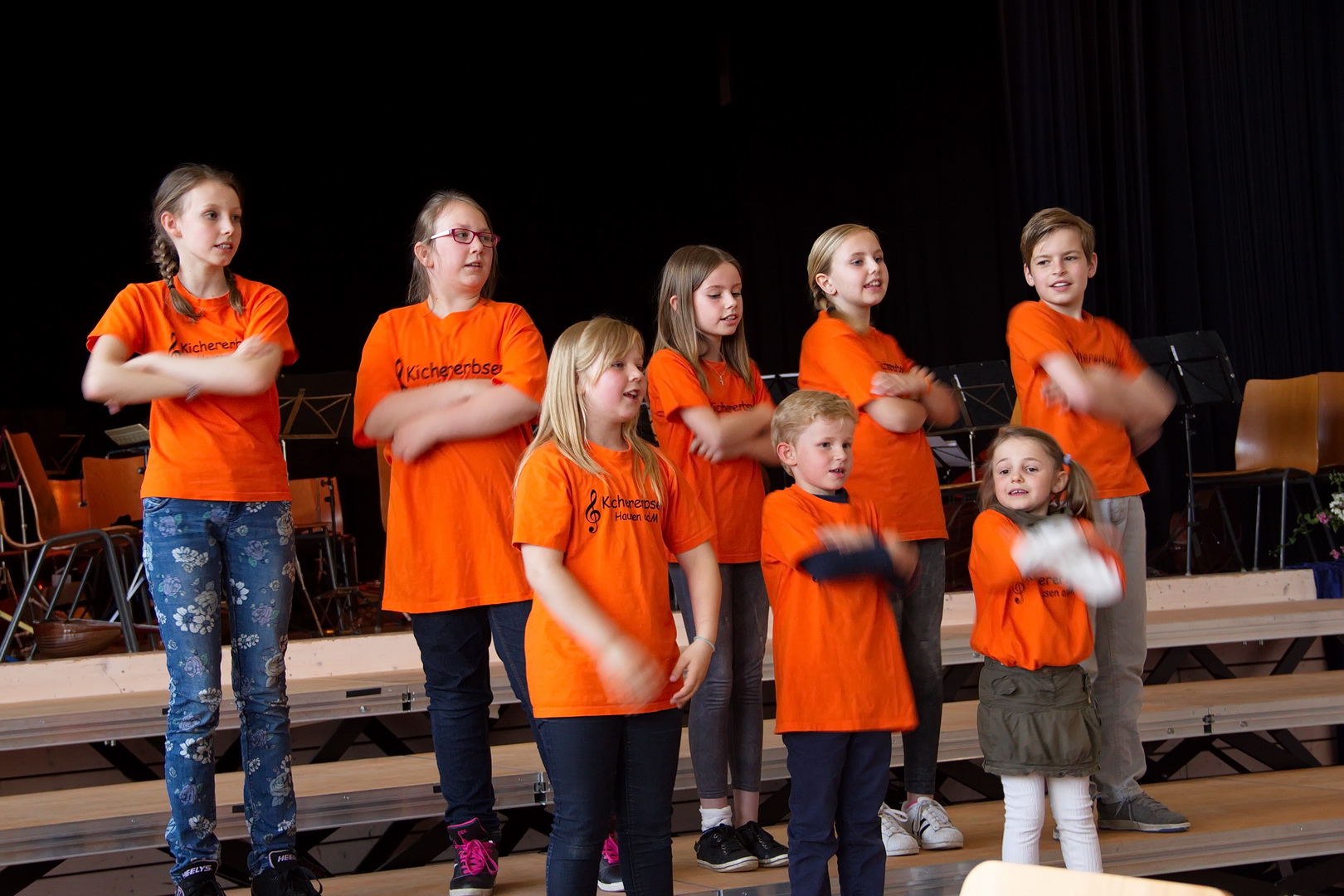 Die „Kichererbsen“ aus Hausen eröffnen das Konzert mit viel Spaß