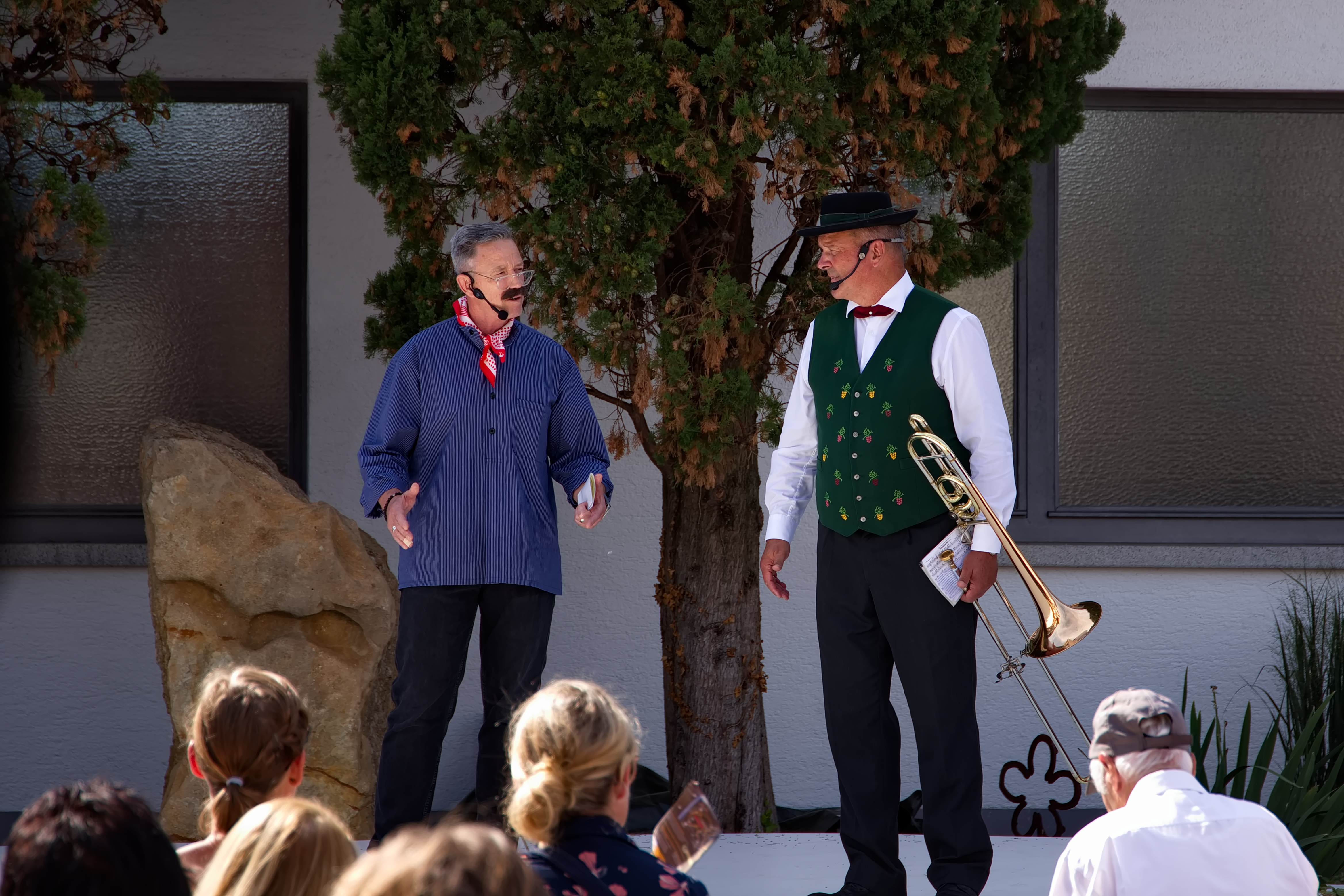 Brauchtumsschau &mdash; Geschichte des Trachtenvereins (Foto: T. Falk)